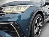 Volkswagen Tiguan 2.0 TSI 4Motion  R-Line *Pano*Kamera* - Volkswagen Tiguan Geländewagen R line mit Benzin-Antrieb
