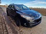 Renault Megane Grandtour Bose Edition TCE 130 Bose E... - Renault Megane Gebrauchtwagen in Braunschweig