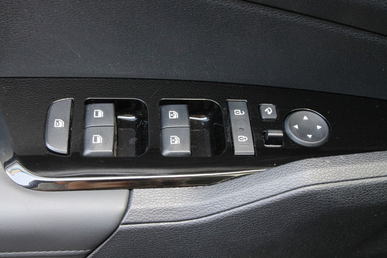 Fahrzeugabbildung Kia Sportage 1.6 T-GDI Mild-Hybrid Vision 4WD