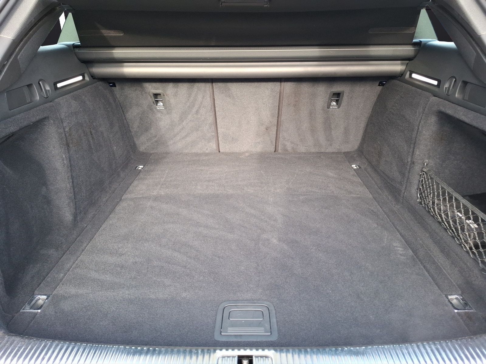 Fahrzeugabbildung Audi A4 Avant 40 TDI advanced quattro S-tronic LED AH