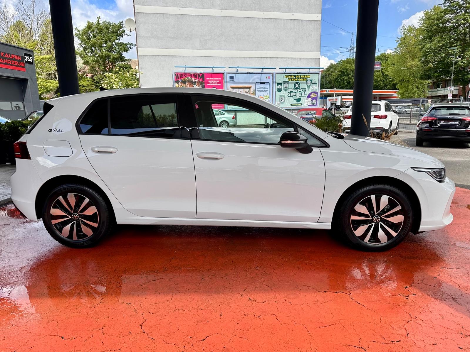 Volkswagen Golf VIII Lim. 1.5 TSI 85 kW Goal 1. Hand, миниатюра 2