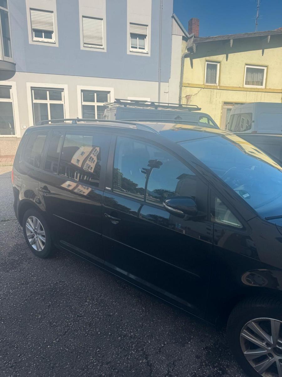 Volkswagen Touran 2012 — photo 5
