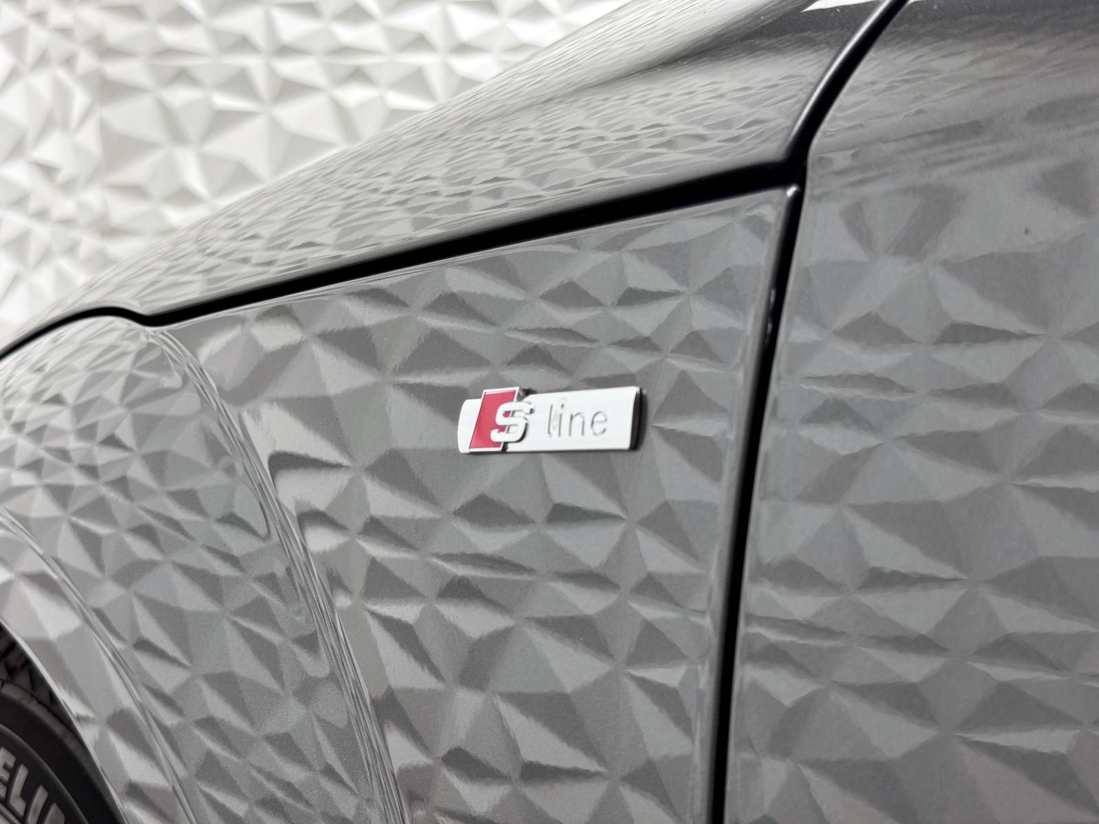 Fahrzeugabbildung Audi TT 2.0 TFSI QUATTRO/S-LINE/S-TRONIC/LIEBHABERSTK