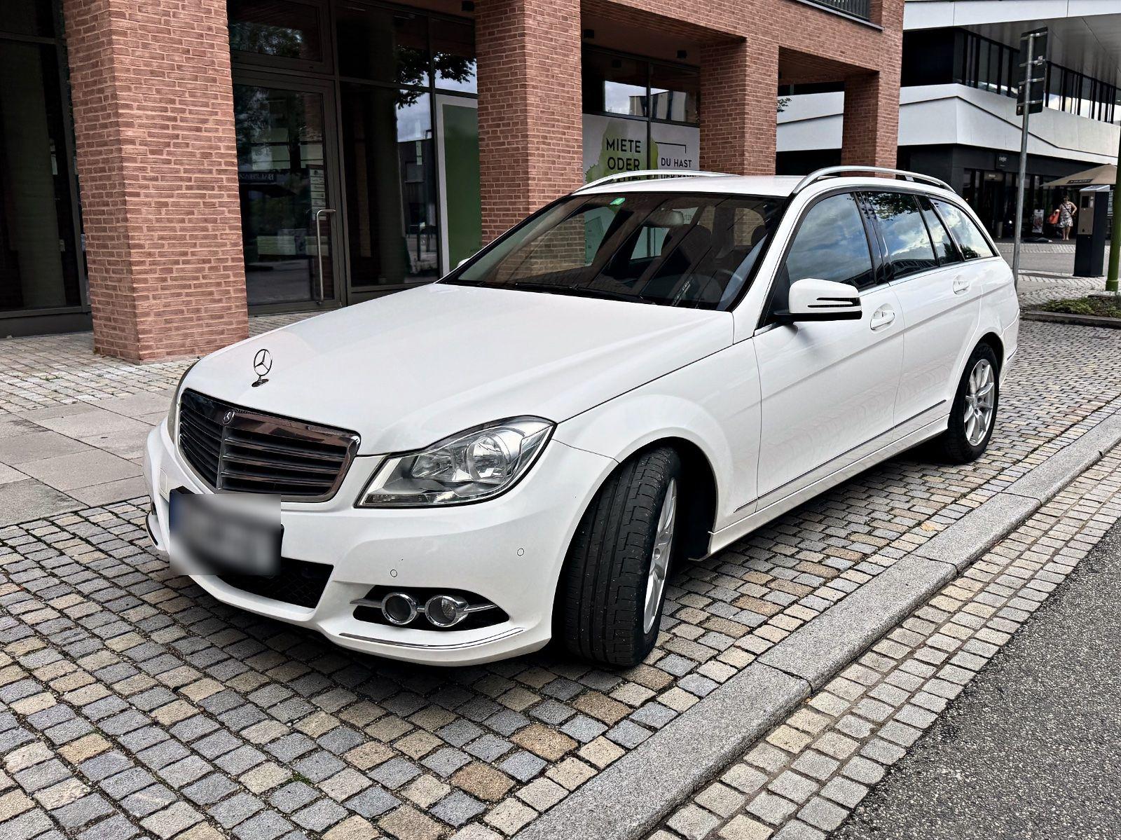 Mercedes-Benz C200 2012 — engine 136 HP (100kW)