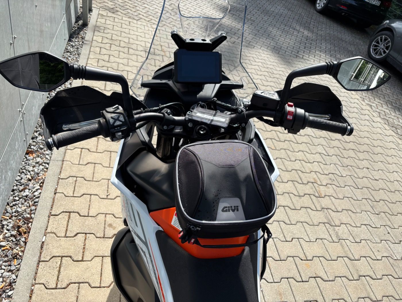 Fahrzeugabbildung KTM 790 Adventure 2024