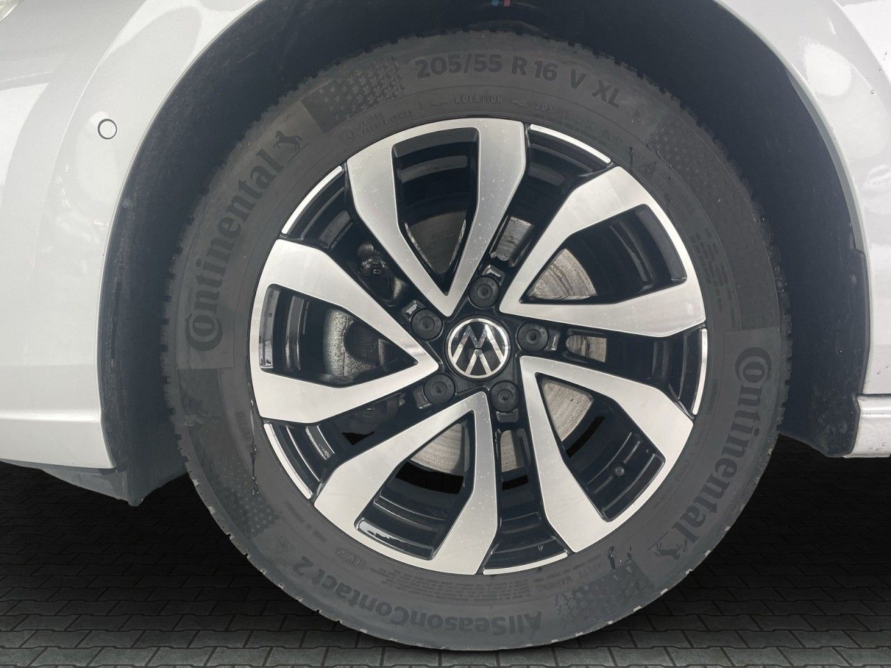 Volkswagen Golf - Bild 7