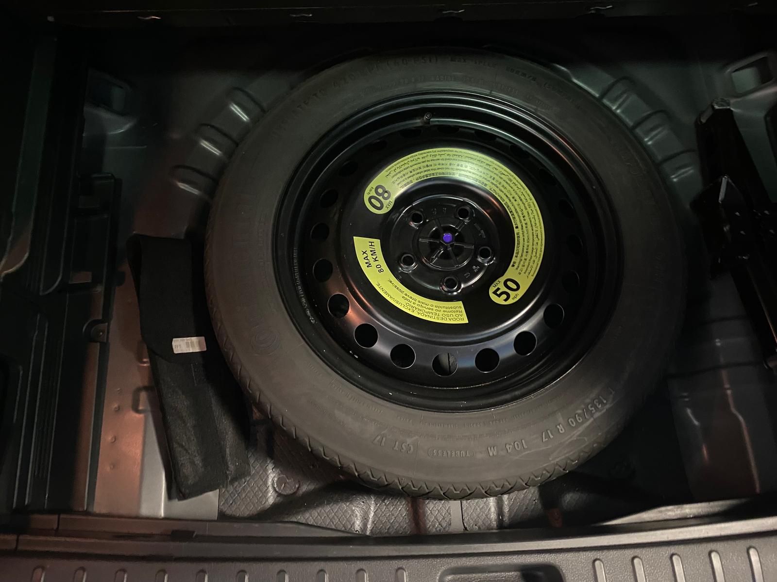 Fahrzeugabbildung Hyundai TUCSON 1.6+KAMERA+NAVI+ALLWETTER+PANORAMADACH