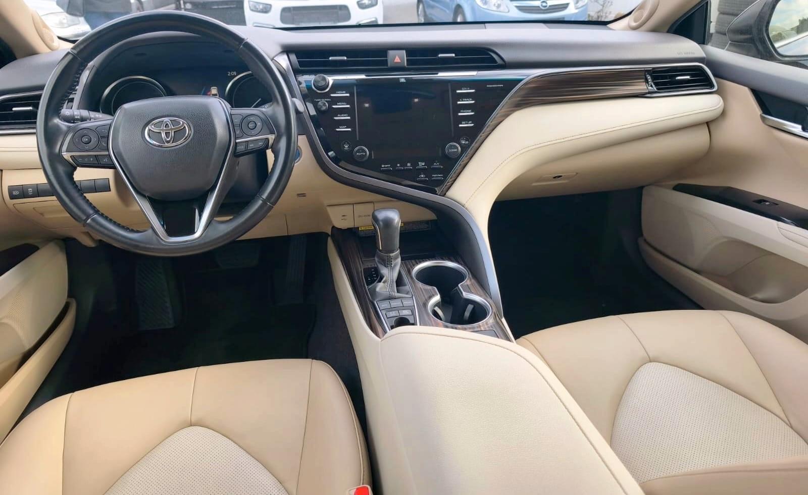 Toyota Camry 2,5-l-VVT-i Hybrid Executive Auto Exec...