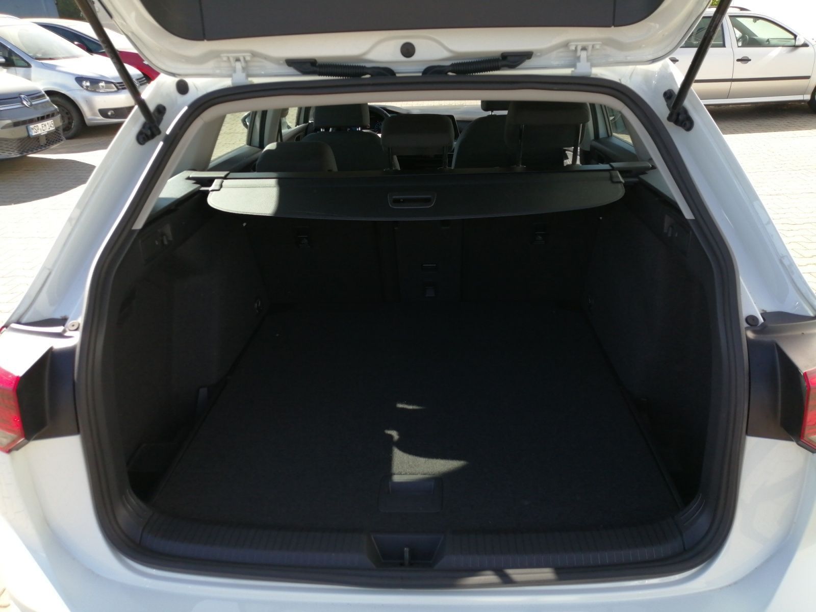 Volkswagen Golf - Bild 17