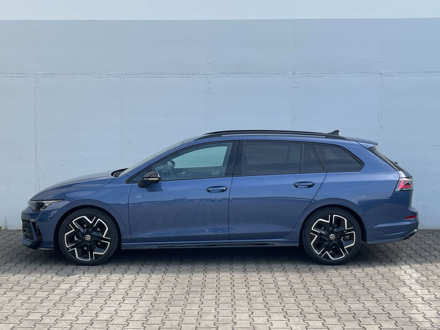 Volkswagen Golf Variant VIII 1.5eTSI DSG R-Line AHK Standhz foto 5