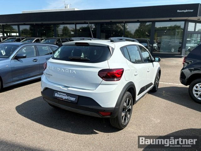 Fahrzeugabbildung Dacia Sandero Stepway Expression TCe 90 Automatik - mit KI generiert/bearbeitet