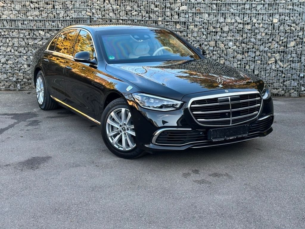 Image of Mercedes-Benz S 680