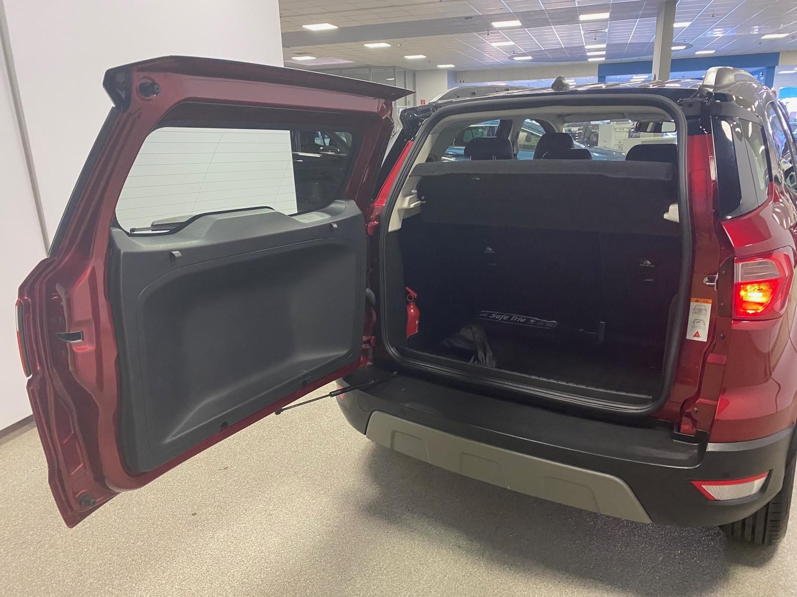 Fahrzeugabbildung Ford EcoSport 1.0 Titanium Automatik+AHK++NAVIGATION+