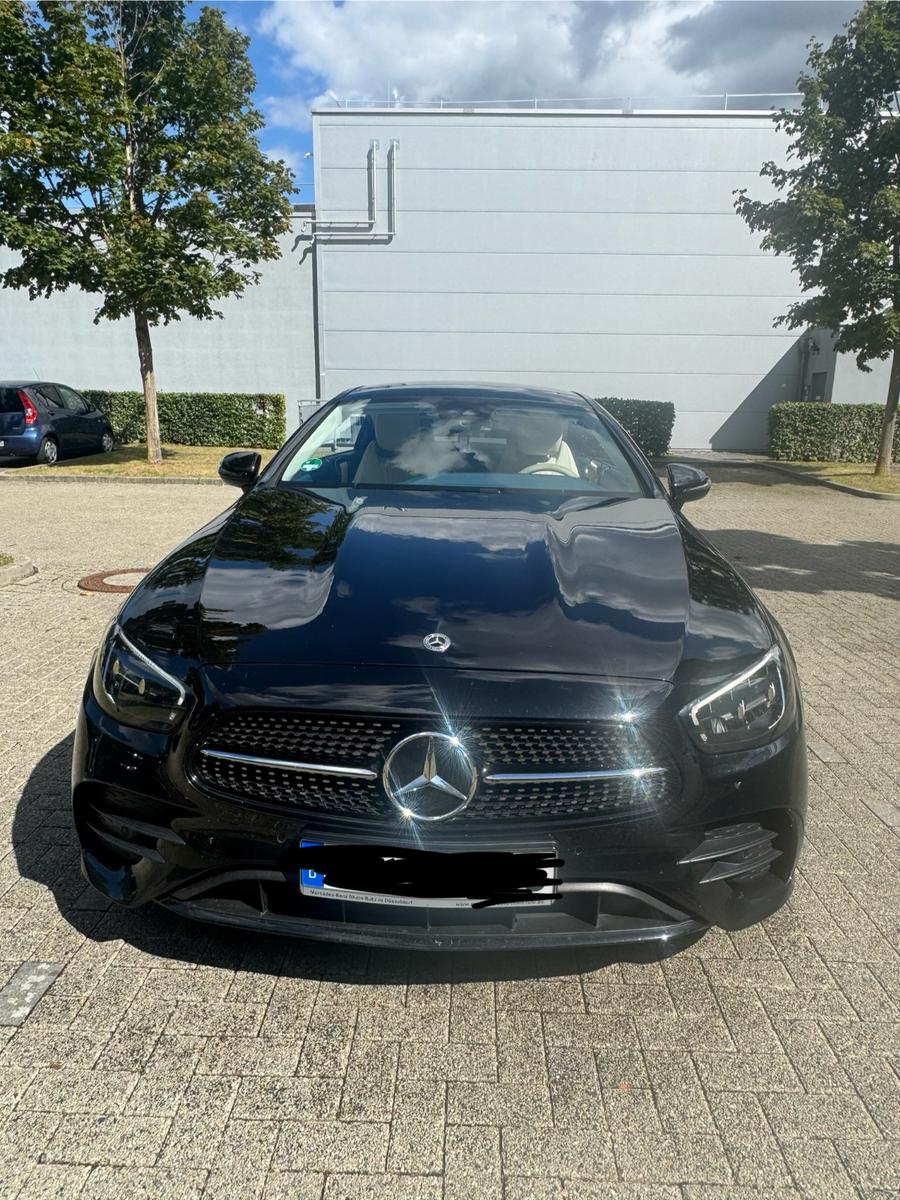 Mercedes-Benz E 220 d Autom. -