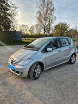 Mercedes-Benz Mercedes A 180 W169 Automatik - Mercedes-Benz W169