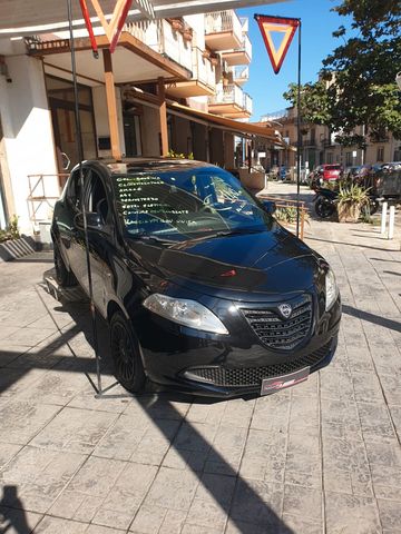 Lancia Ypsilon 1.2 69 CV 5 porte GPL Ecochic Ele