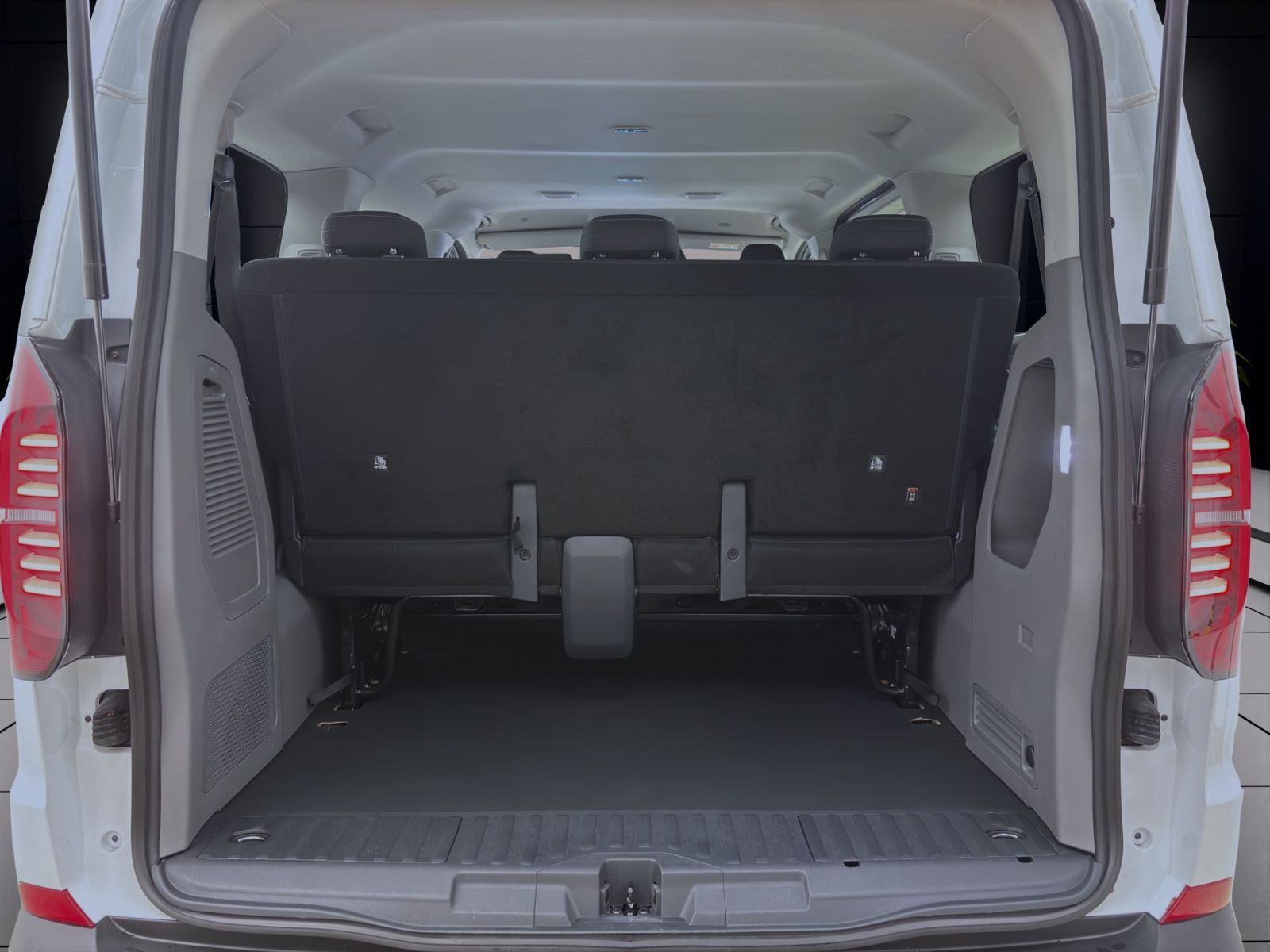 Volkswagen T7 Caravelle - Bild 4