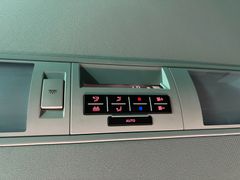 VW T6 Multivan 70 JAHRE EDIT. /NUR 76.tKM/AHK /ACC