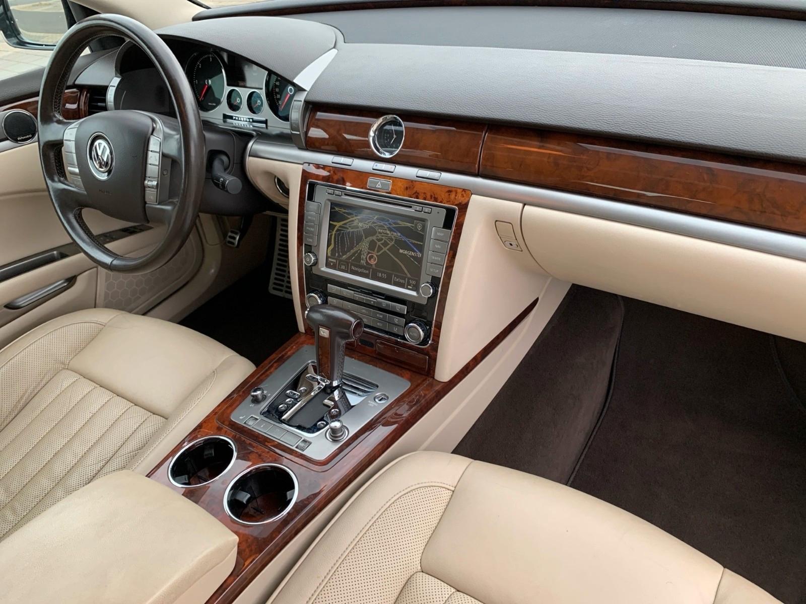 Volkswagen Phaeton V6 TDI 4Motion lang/BiXenon/Navi/Leder