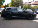 Mitsubishi Outlander Edition 100+ 4WD 360°Kamera Leder AHK - Mitsubishi: L100