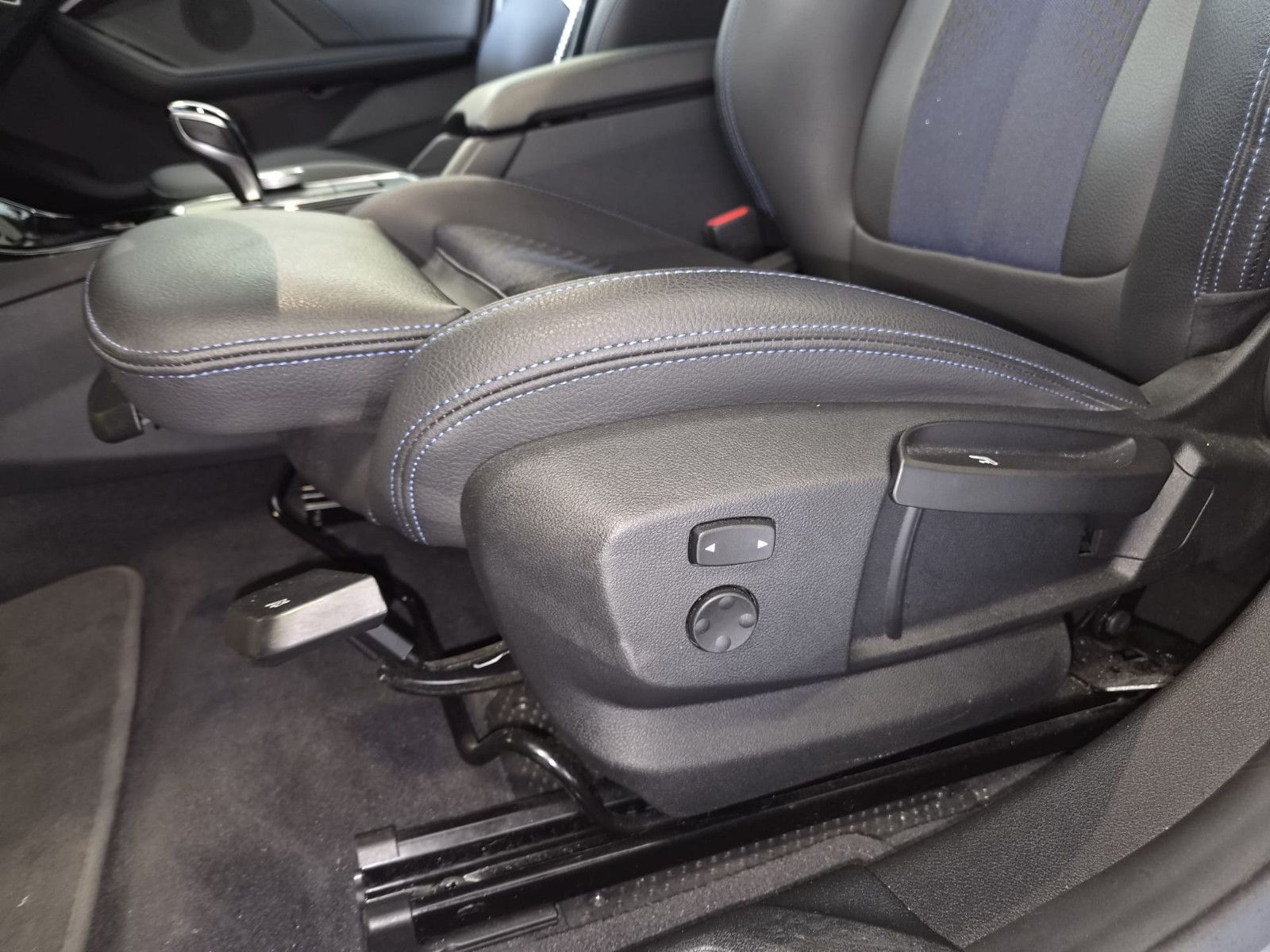Fahrzeugabbildung BMW 220d Gran Coupe M Sport/LED/KAMERA