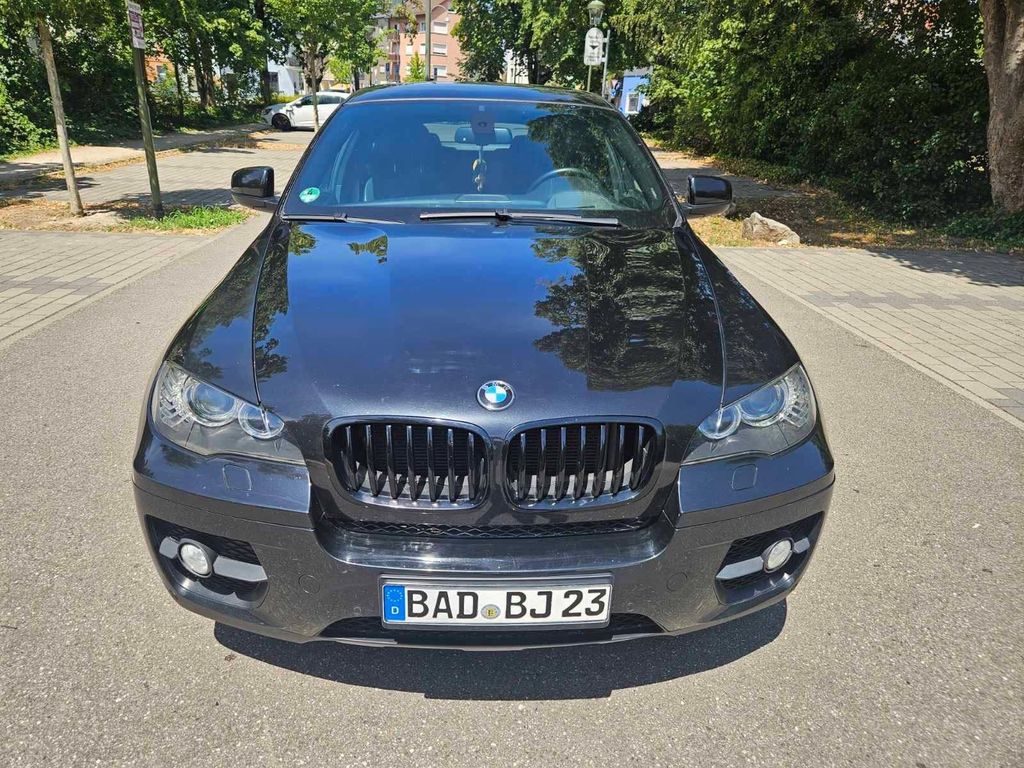 Image of BMW X6 M50