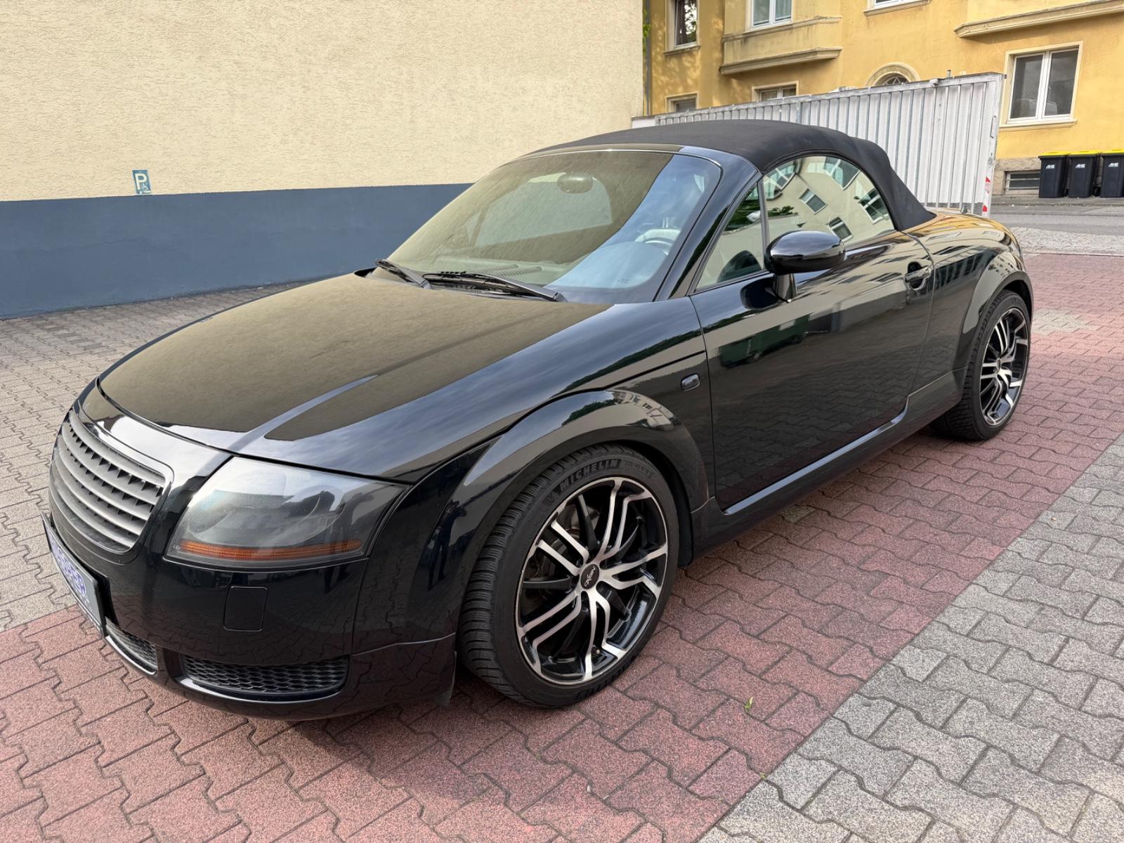 Audi TT Roadster 1.8T ( Xenon / Leder / 18 Zoll )