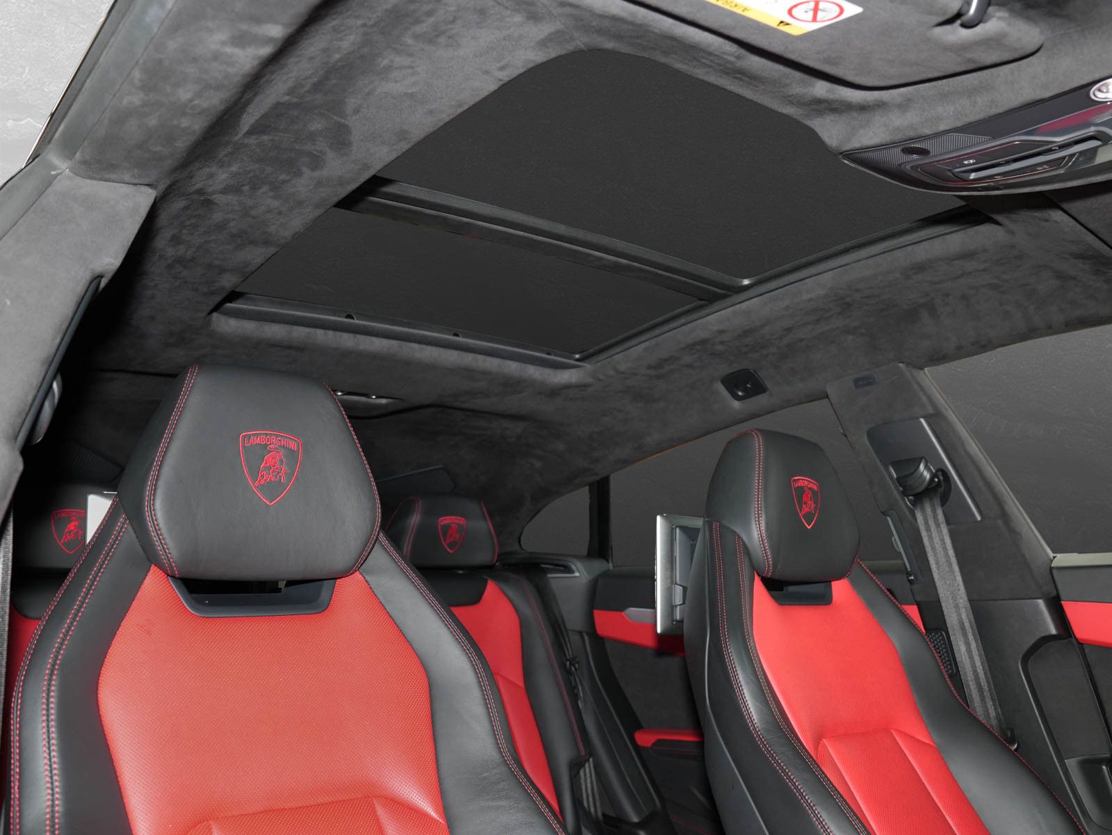 Fahrzeugabbildung Lamborghini Urus - B&O 3D|ADAS|BicolorSportivo|22"|Pano|Mass
