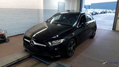 Fahrzeugabbildung Mercedes-Benz A 200d Style DCT Navi SiHz PDC RFK DAB MBUX