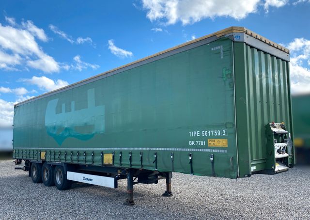 Krone Curtainsider, huckepack, Lift (no doors)