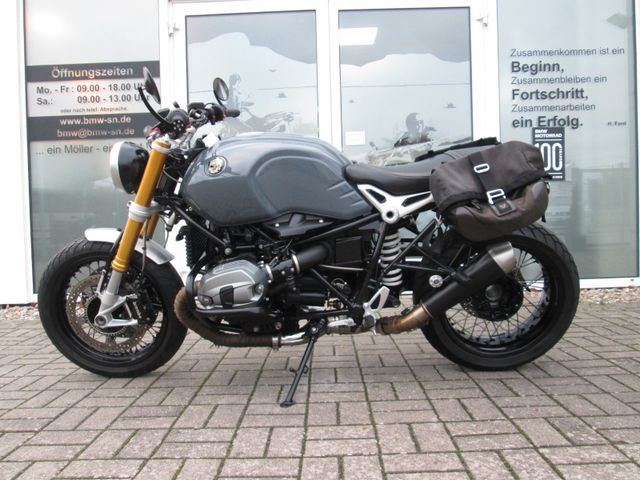 BMW R nineT / Schnitzer / Taschen / kurzes Heck