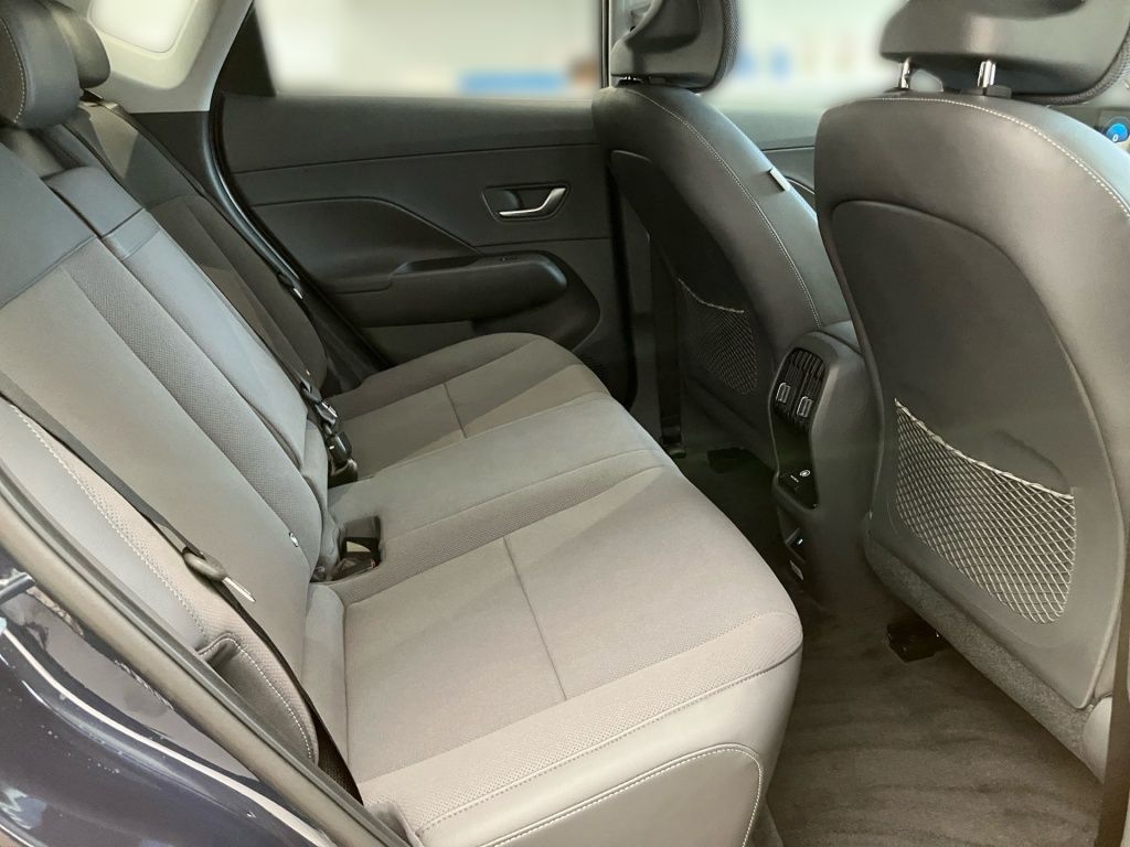 Fahrzeugabbildung Hyundai KONA EV 2WD 65kWh Prime 2xKlima 360 ACC AUT HUD