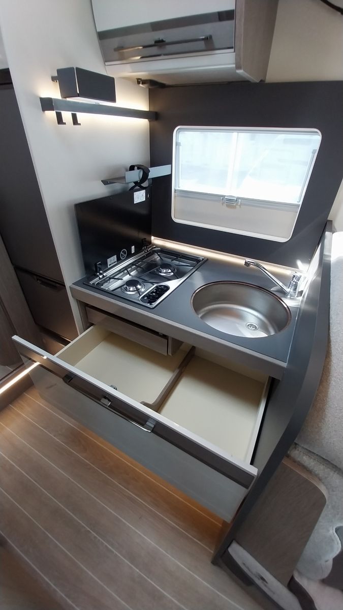 Fahrzeugabbildung Roller Team Zefiro 285 TL 2026 - Automatik 6.702€ sparen!