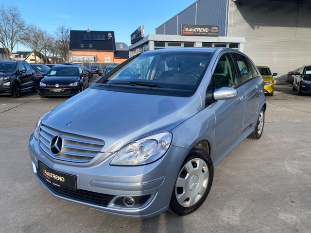 Mercedes-Benz B-Klasse B200*1.Hand*Scheckheft*AHK*8-Fach*Klima