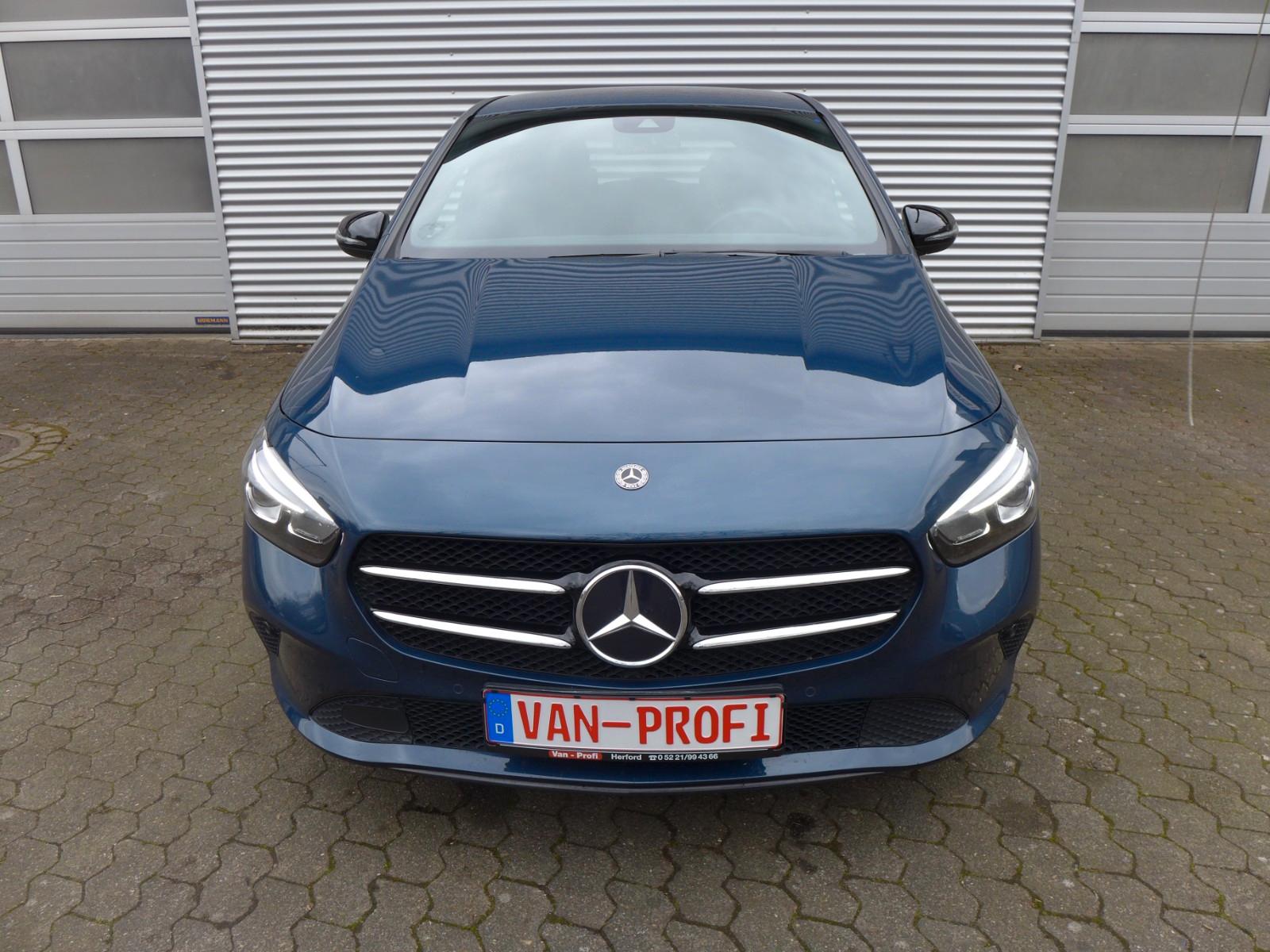 Mercedes-Benz B 180 Automatik-Navi- AHK-el. Heckklappe 57 tkm.