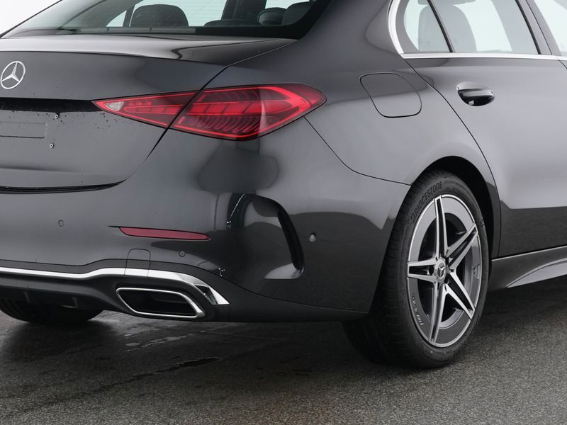 Fahrzeugabbildung Mercedes-Benz C 180 AMG Kam+Memory+Totw+Ambi+WinterPak