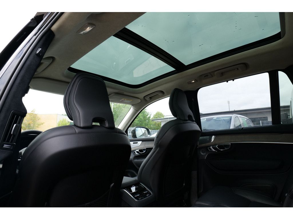 Volvo XC90 2.0 Ultra Dark Recharge Plug-In Hybrid AWD foto 11
