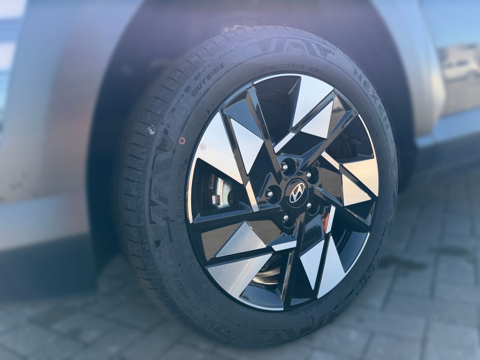 Fahrzeugabbildung Hyundai KONA 1.6 GDI Trend Hybrid el. Heckklappe
