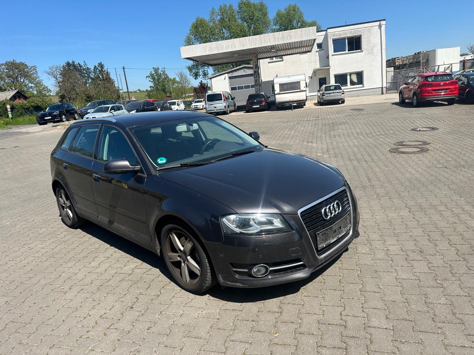 Audi A3 Sportback 1.4 TFSI Ambition EURO 5 XEONON PDC