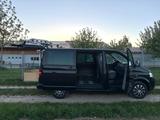 Volkswagen T5 Transporter mit Camper-Ausbau optional 5-Sitz - VW T5 Transporter in Freiburg