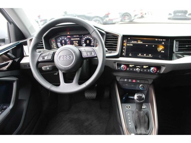 A1 allstreet 30 TFSI S-tr. - LED*APP*PDC+*Kamera