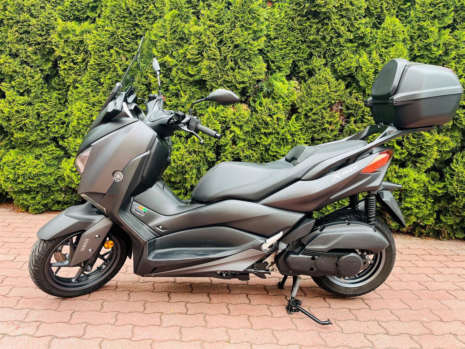 Yamaha XMAX 125 Tech MAX Finanzierung Lieferung