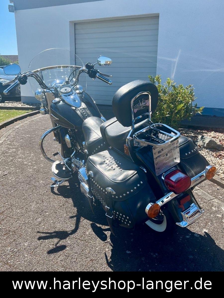 Harley-Davidson Softail Heritage Classic FLSTC mit Jekill&Hyde