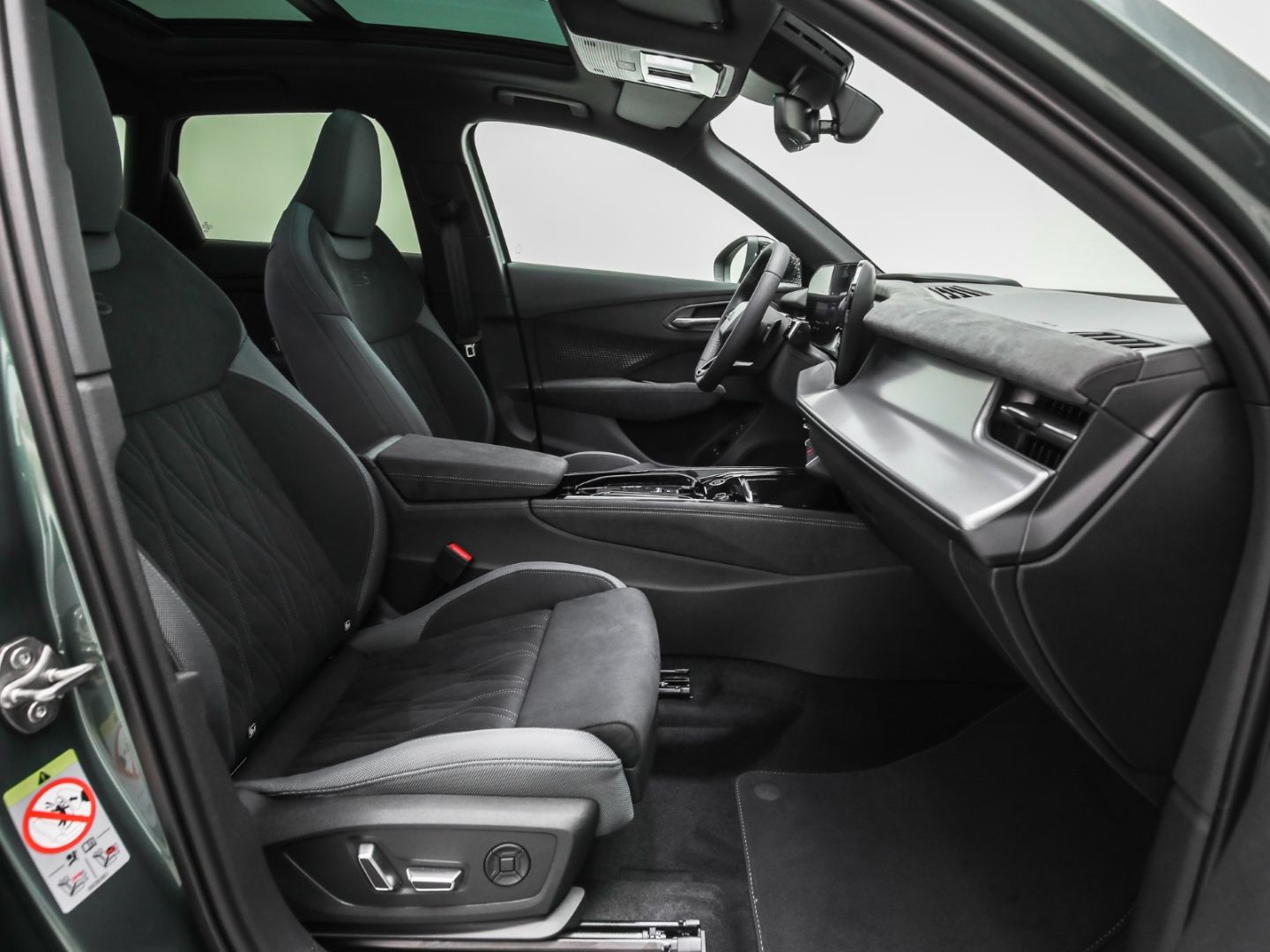 Audi Q3 e-hybrid S line Pano DigMatrix TechPro foto 15