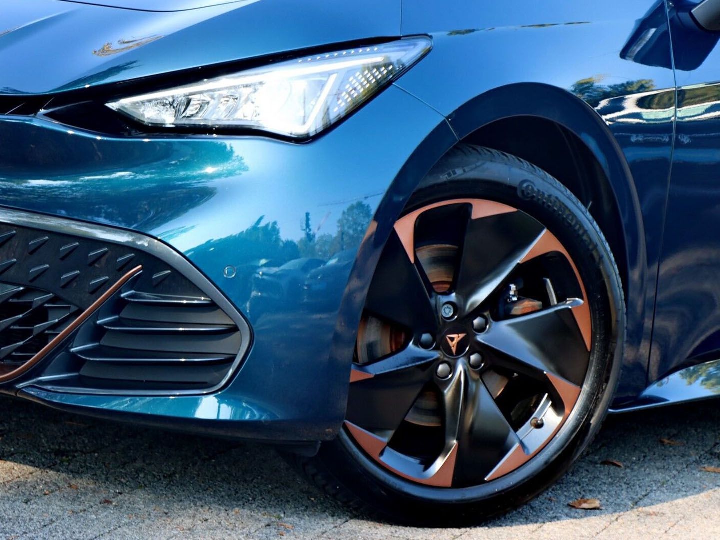 Cupra Born Edition Dynamic 58 kWh NAVI/LED/KAMERAS imagem 3