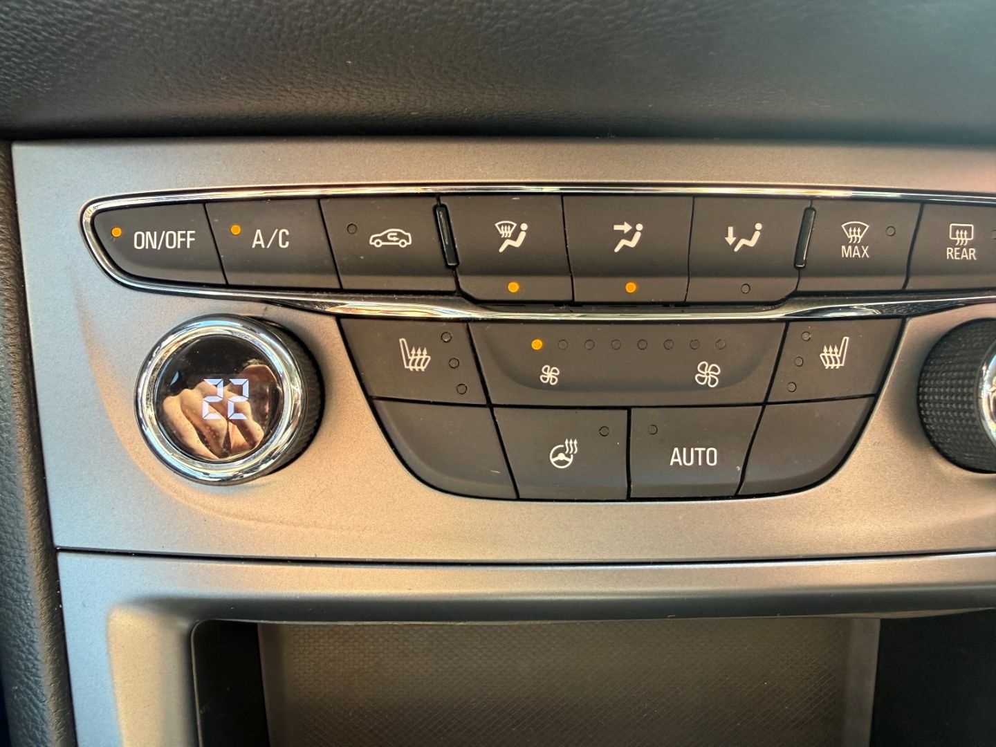 Fahrzeugabbildung Opel Astra K 1.2 Turbo Edition SHZ+LHZ+Kamera