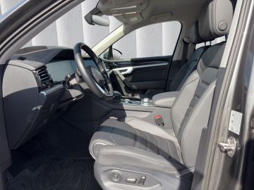 Volkswagen Touareg - 7
