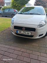 Fiat Punto 1.2 8V EASY EASY - Fiat Punto EASY mit Benzin-Antrieb