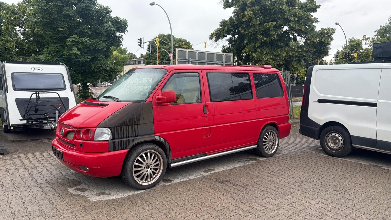 Volkswagen T4 Multivan Projekt Zwo 2.5 TDI