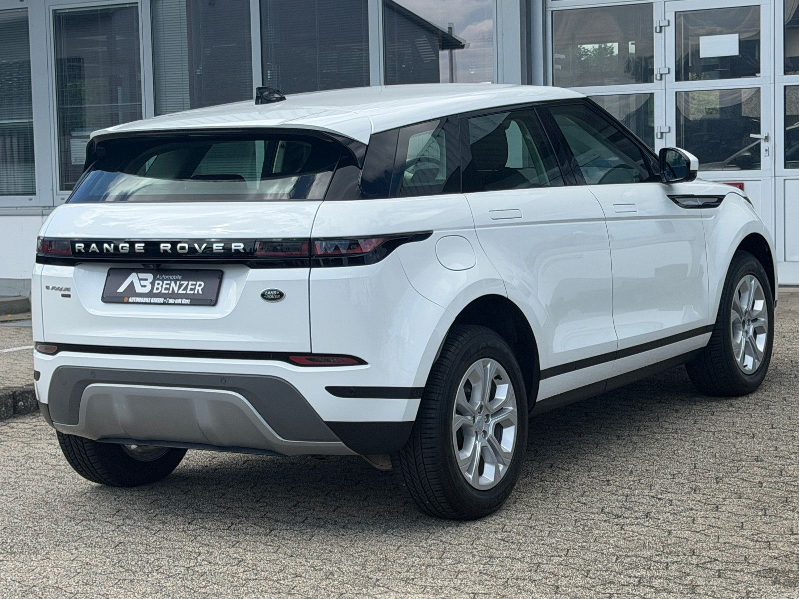 Fahrzeugabbildung Land Rover Range Rover Evoque S Hybrid/P300/360°/APPLE/NAVI